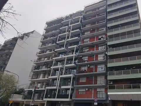 Dpto. 2amb. en Alquiler. Asamblea c/ balcón