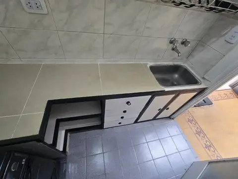 Depto Tipo Casa en Alquiler de 3 ambientes