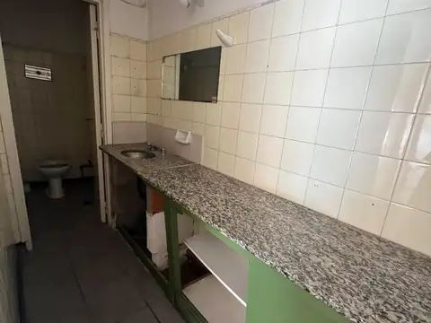 Local en Alquiler en Zona Guemes, $ 3.000.000