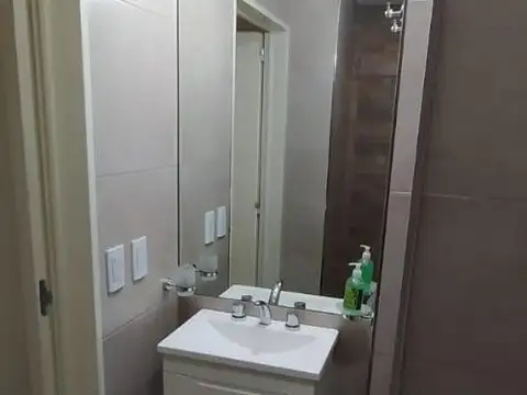 Quirno 200, Piso 4