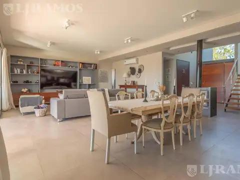 Casa en Venta de 4 dormitorios