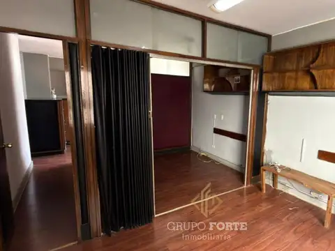 OFICINA EN ALQUILER FRENTE A TRIBUNALES I