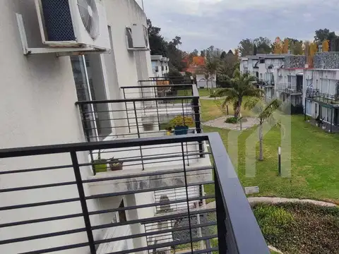 Departamento en Alquiler en Pilar, $ 400.000