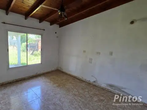 Casa en Venta con 1 cochera