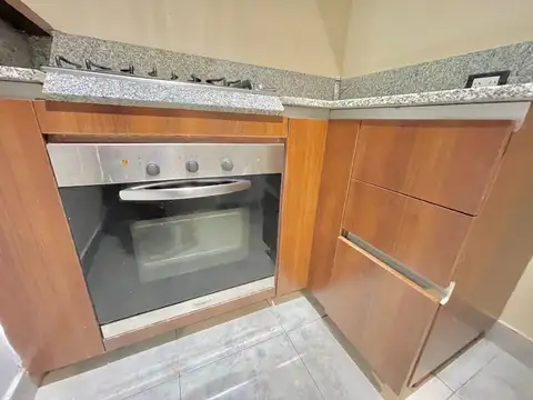 VENTA MONOAMBIENTE BAJO BELGRANO BALCON
