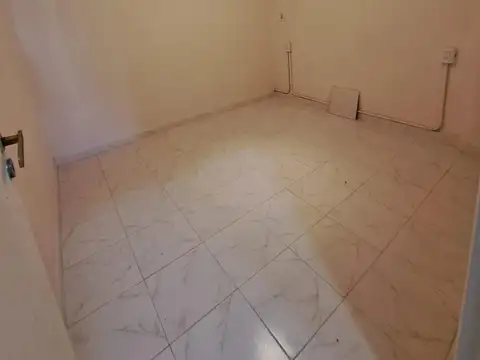 Departamento en Alquiler en Parque Chacabuco, $ 480.000