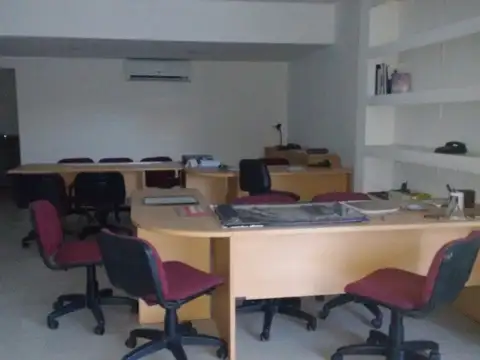 Oficina en Alquiler - Pje Gould 942
