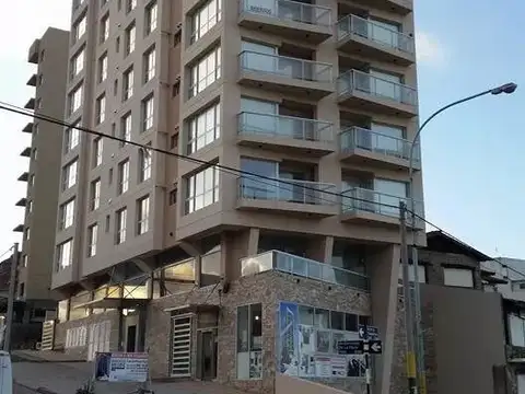 fortunato de la plaza 1815 1800, Piso 4