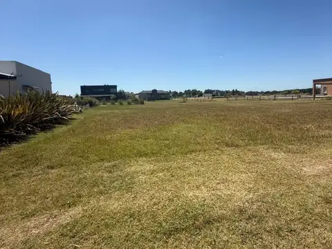 Terreno en Venta en Los Juncos, USD 26.000