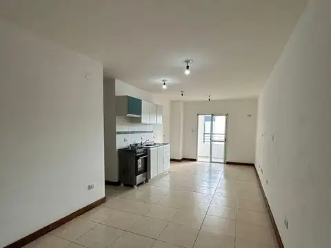 JUNIN 300. Entre Cordoba y Av. Salta
