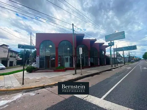 LOCAL EN VENTA :: CASTELAR :: SOBRE RIVADAVIA