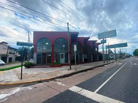 LOCAL EN VENTA :: CASTELAR :: SOBRE RIVADAVIA