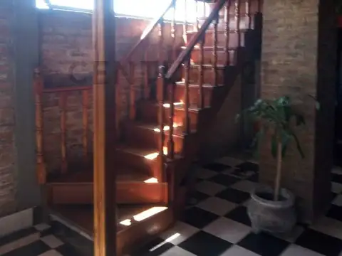VENTA CASA - OPORTUNIDAD DE INVERSIÓN EN QUILMES ESTE