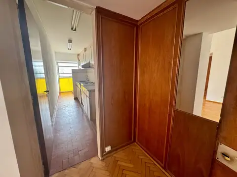 Departamento en Alquiler en Caseros, $ 600.000