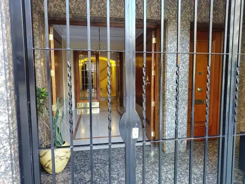 Avenida Rivadavia 4600, Piso 4
