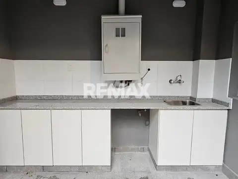 DUPLEX EN VENTA 2 DORM GRAND BOURG AV DE LOS INCAS