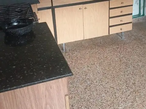 Depto Tipo Casa en Alquiler de 3 ambientes