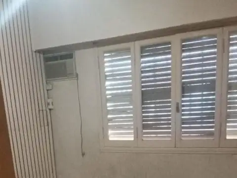 Depto Tipo Casa en Alquiler en Villa Bonich, $ 700.000