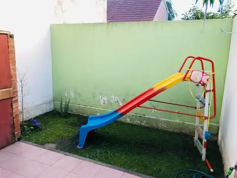 Depto Tipo Casa en Venta 18 años