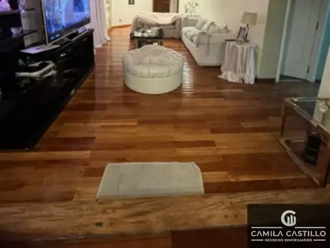 Casa en Venta en Liniers, USD 340.000