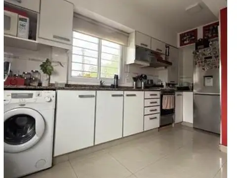 DEPARTAMENTO 3 AMBIENTES EN VENTA EN LANUS OESTE