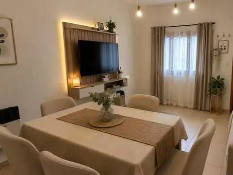 Alquiler casa 3 ambientes patio garaje Ezpeleta