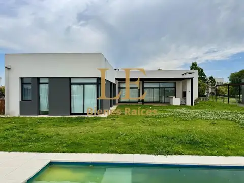 Casa en Alquiler A Estrenar