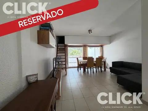 Departamento 3 ambientes en venta con cochera en Country El Venado I