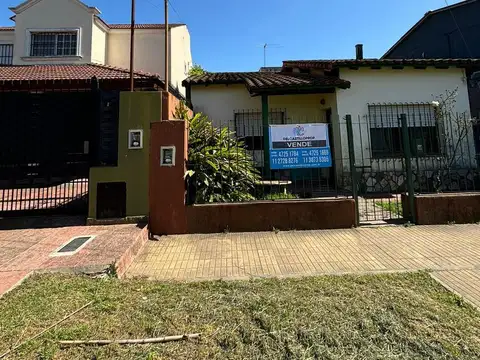 Maestra Celina Voena al 1500