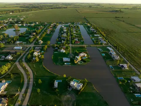 Terreno en Venta en Oliveros, USD 29.000