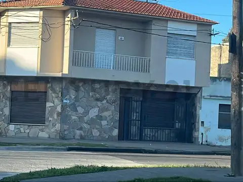 VENTA EN BLOQUE DE PH DE 2 DORMITORIOS MAS  DEPARTAMENTO EN LA PLATA