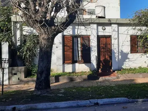 Venta de casa 3 amb. Don Bosco, Quilmes