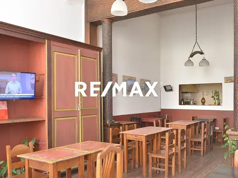 Casa 16 ambientes con 15 baños