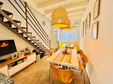 Depto Tipo Casa en Venta de 2 ambientes