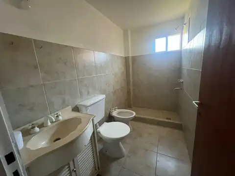 Depto Tipo Casa en Venta con 1 cocheras