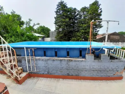 Casa 7 ambientes con 4 baños