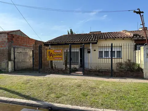 Excelente oportunidad de vivenda en Barrio Los Alamos