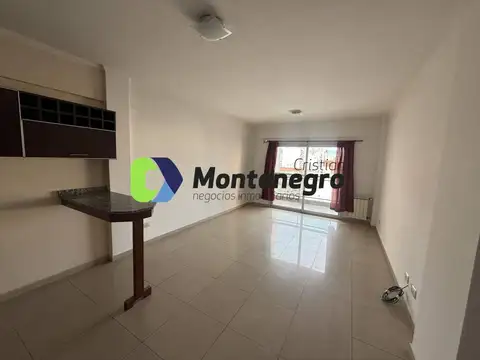 Depto Tipo Casa en Alquiler de 2 ambientes