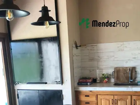 Casa 4 ambientes con 3 baños