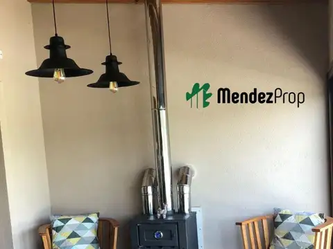 Casa en Alquiler Temporal con 4 cocheras