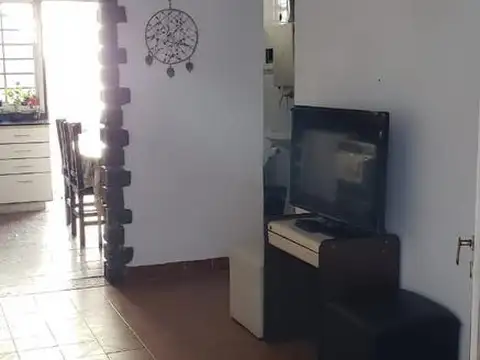 Depto Tipo Casa 3 ambientes con 1 baño