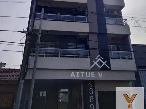 Avenida Maipú e/ Falucho y Félix Ballester