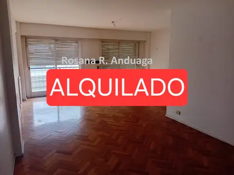 Departamento en ALQUILER - 4 AMB. AL FRENTE, LUMINOSO CON BALCÓN Y COCHERA - JUNIN AL 1000 (Entre Santa Fe y Marcelo T. de Alvear)alquiler en Recoleta