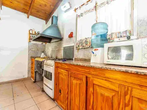 VENTA CASA QUINTA CON PILETA