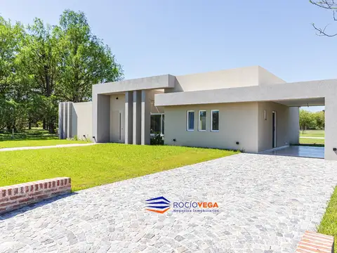 Casa en Venta al Este