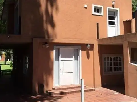 Excelente propiedad  en Barrio Cerrado Tiempo Libre