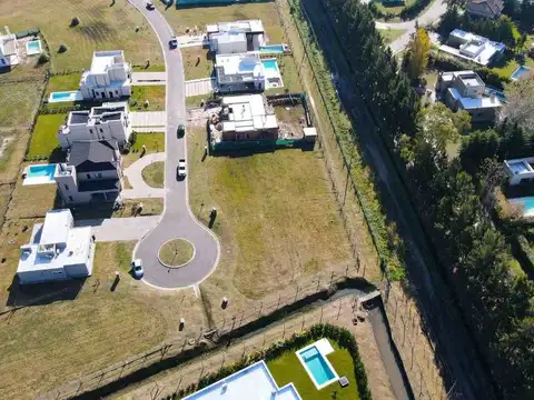 Terreno en Venta en San Simon, USD 26.500