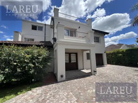 Casa en venta en el Barrio Privado Bermudas, Pilar