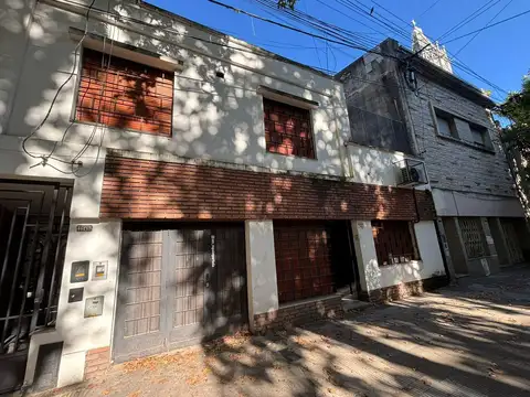 Casa de 3 Dormitorios en Lourdes