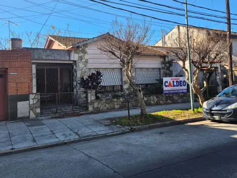 CASA 3 AMB CON GARAGE Y PARQUE